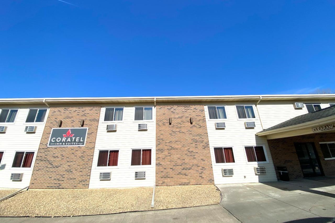 Coratel Inn & Suites By Jasper Hastings Exterior foto